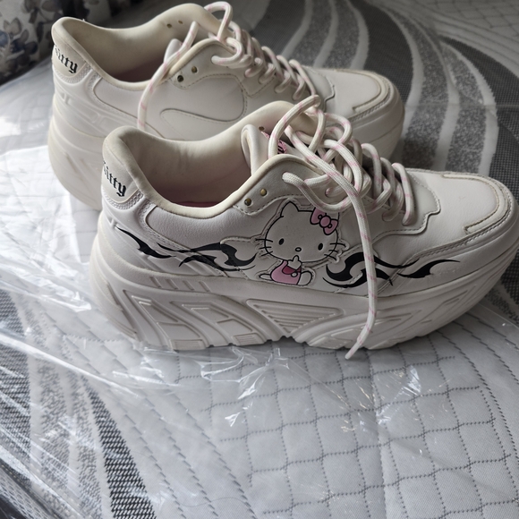 Bershka Shoes - Hello Kitty Platform Sneakers